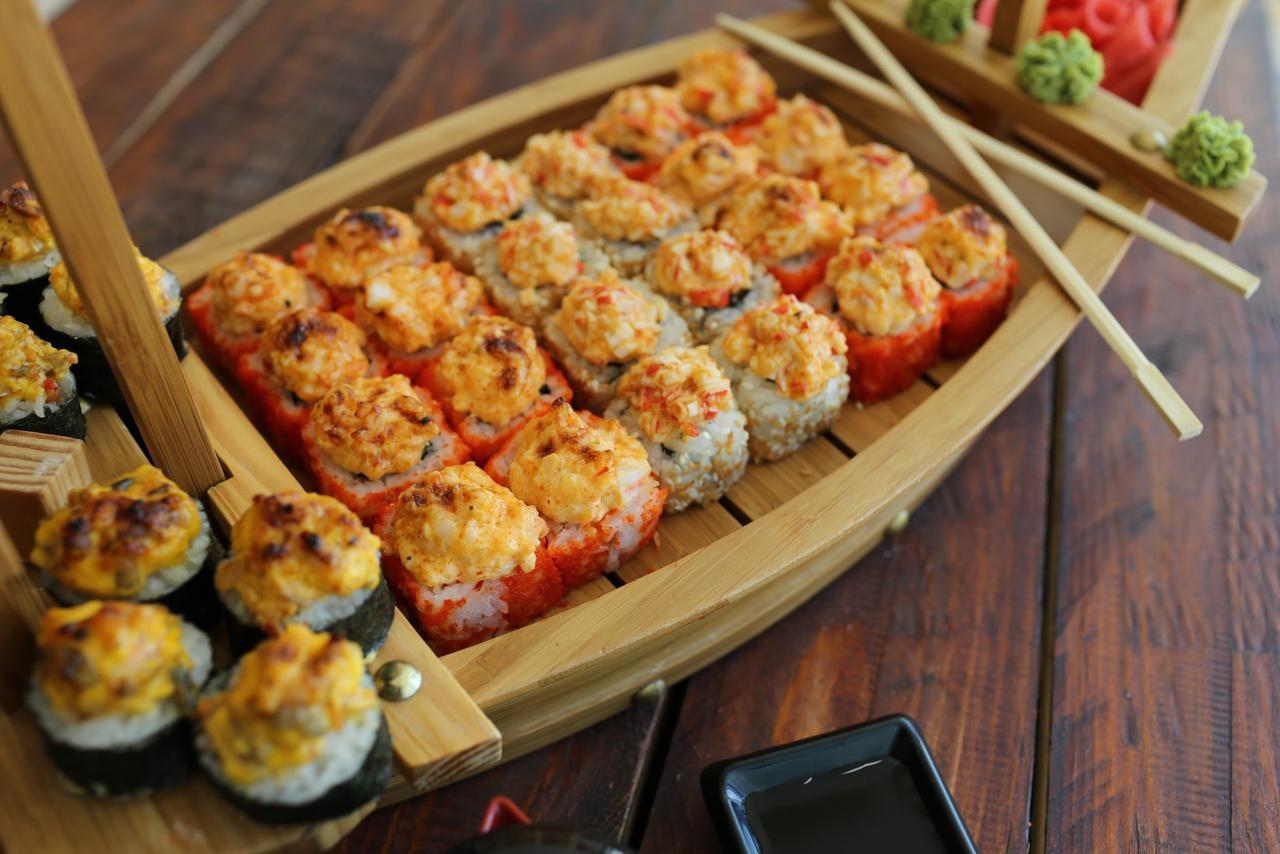 Grand Hotel Victory Aktau  Exterior photo Baked sushi